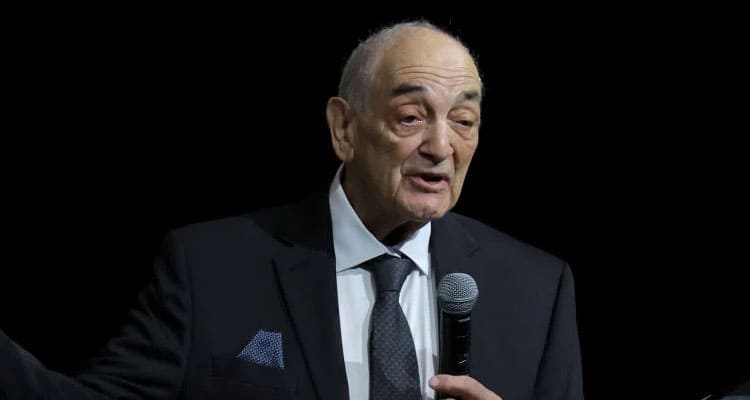 Sonny Vaccaro Net Worth (Apr 2023) How Rich is He Now?